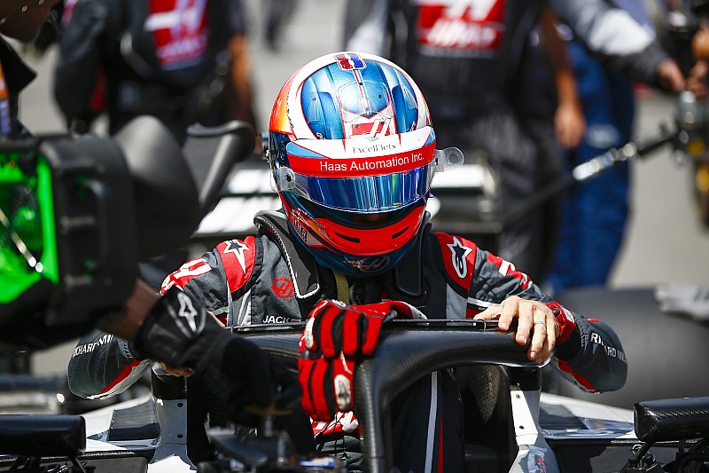Grosjean, Fransa GP'sine özel kask tasarımını tanıttı