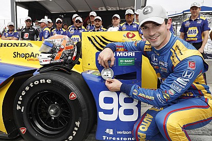 IndyCar у Воткінс-Глен: перший поул Россі