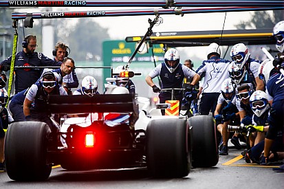 Williams fined for "endangering" pit crew