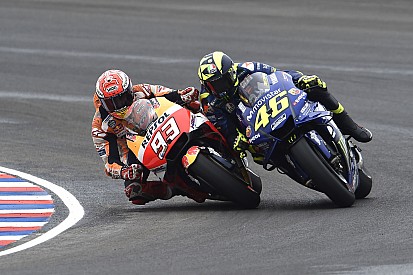 Le président de la FIM rappelle Márquez et Rossi à l'ordre