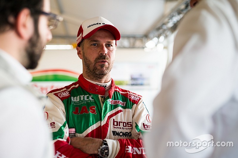 Monteiro, Motegi WTCC yarışını kaçıracak!