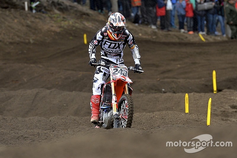 Tim Gajser vince le qualifiche in Argentina, Cairoli scivola