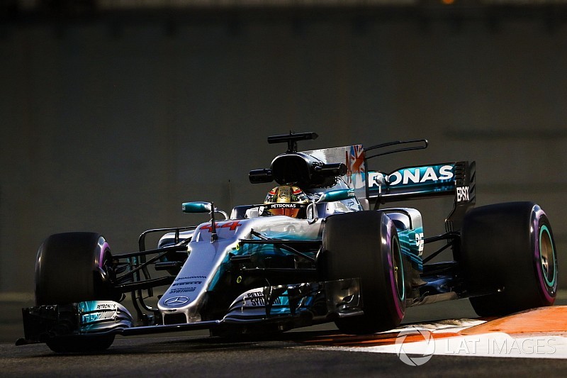 アブダビGP:ハミルトンがレコード樹立でFP2首位。ベッテル僅差で続く