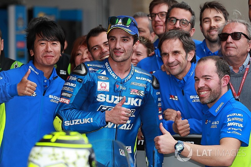 Iannone sigue