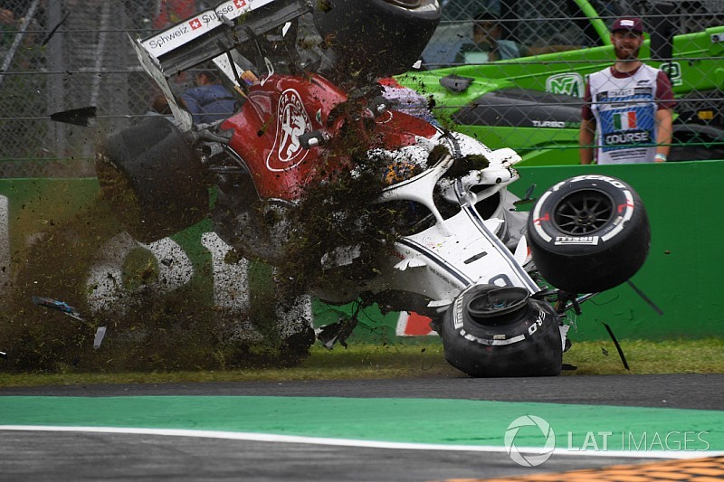 Sainz berharap F1 hilangkan DRS karena bahaya