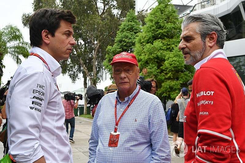 Mercedes sostiene que sus críticas a Liberty son por el bien de la F1