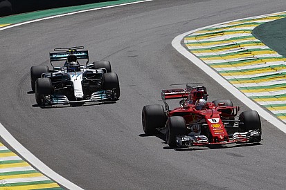 Vettel: F1'deki geçiş sayısının azlığından şikayet etmeyi bırakın