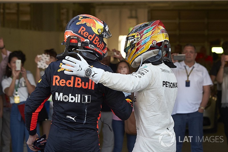 Verstappen, Ferrari'de yarışma fikrine ilgi gösteriyor