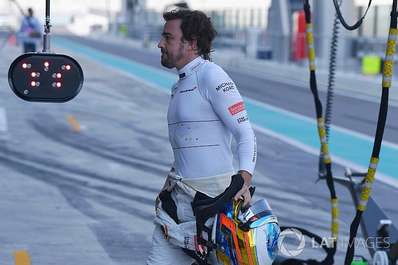 Elstartolt a 24 órás gokartverseny, Alonso is ott van