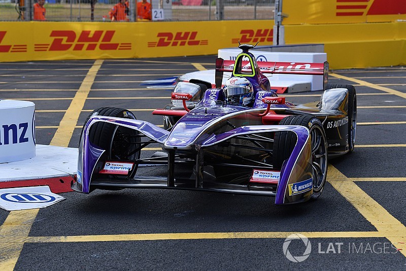Hong Kong ePrix: İlk yarışta zafer Bird'ün oldu!