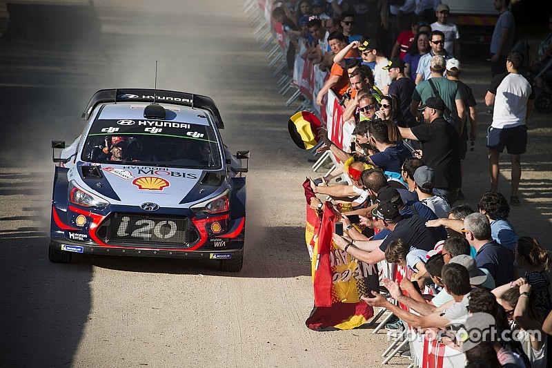 WRC Portekiz: Neuville kazandı, şampiyona liderliğine yükseldi!