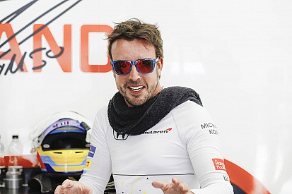 Алонсо впервые протестирует машину IndyCar 3 мая
