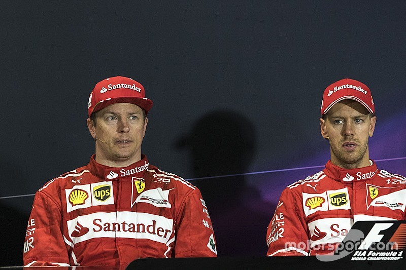 Обох гонщиків Ferrari запросили на прес-конференцію ГП Італії