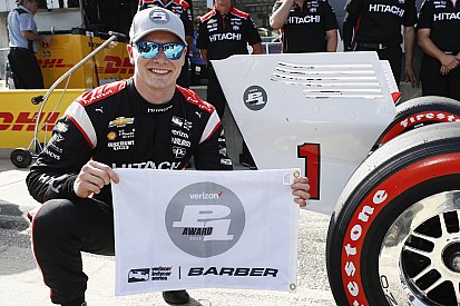 Newgarden beffa di un soffio Power e centra la pole a Birmingham