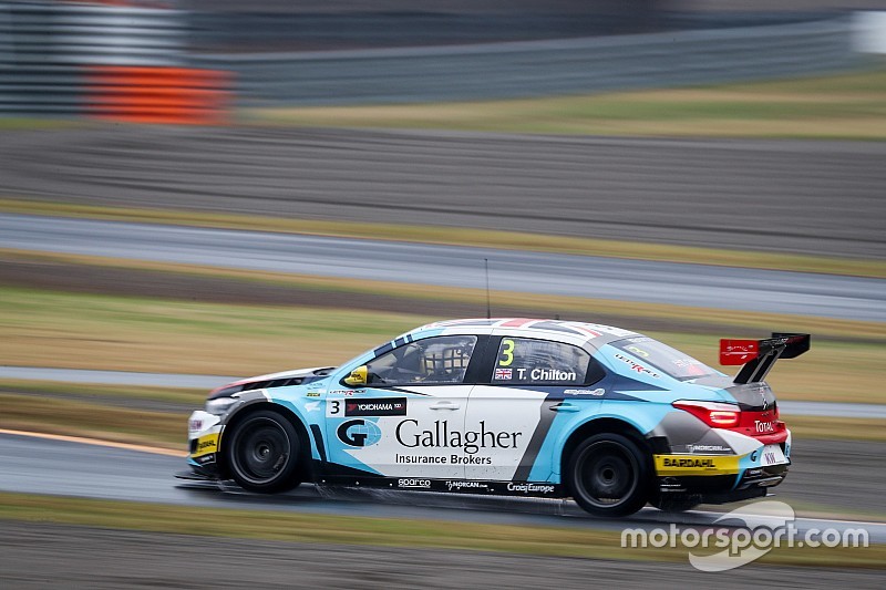 Tom Chilton se hace con la victoria en la batalla de Motegi