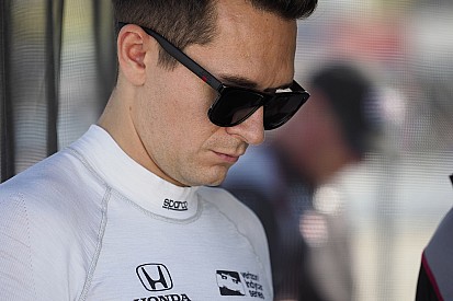 Алешин лишился места в IndyCar