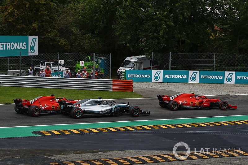 Vettel: Raikkonen de dahil üç farklı pilota karşı savaşıyorum