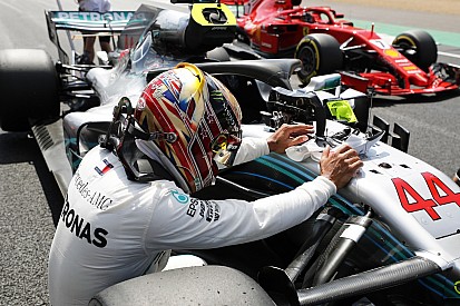 Hamilton: életem egyik legjobb köre volt a pole Silverstone-ban