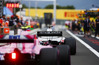 Az F1-es versenyzők aggódnak a biztonság miatt a bokszutcában