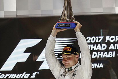 Bottas a csúcson tartaná a Mercedest