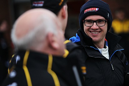 Oulton Park BTCC: Simpson converts pole to maiden win