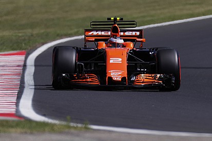 McLaren piensa en septiembre como límite para definir su motor