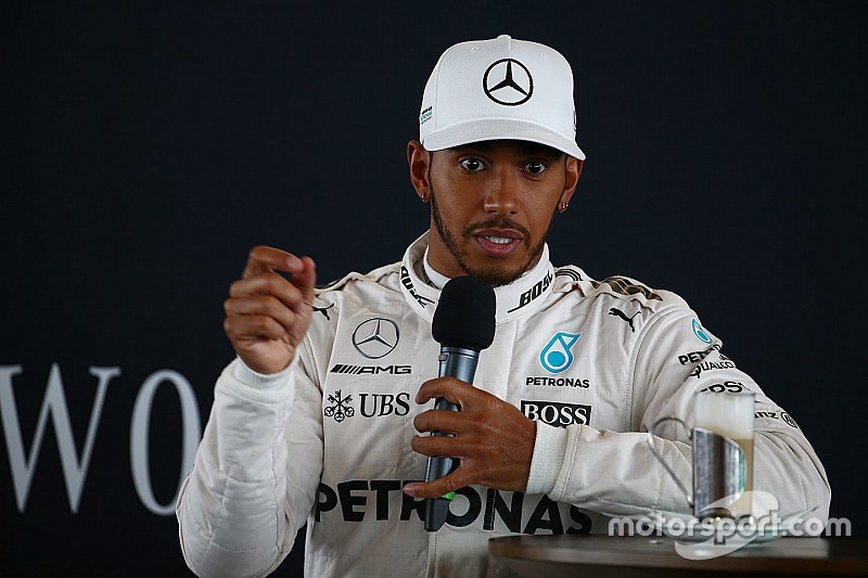 Hamilton wil meer vrijheid voor het gebruik van social media in F1