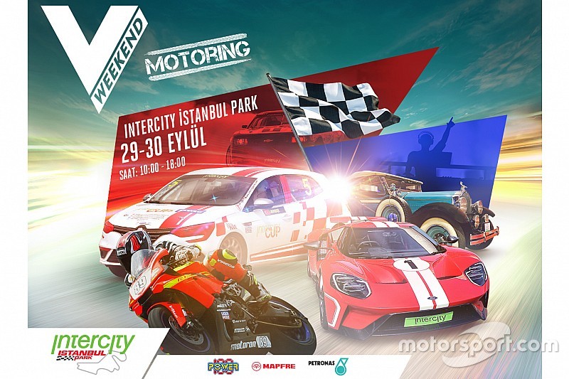 Dev otomobil festivali “V Weekend Motoring