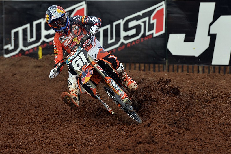 Jorge Prado vince il GP d'Asia e aggancia in classifica Pauls Jonass