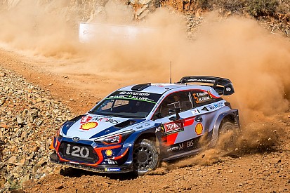 Turchia, PS6: Neuville risponde ad Ogier e si porta a solo 1"9 dal leader Mikkelsen