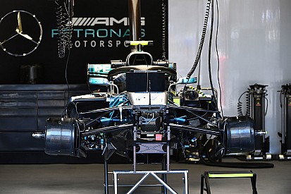Mercedes introduce en Bakú soluciones provisionales