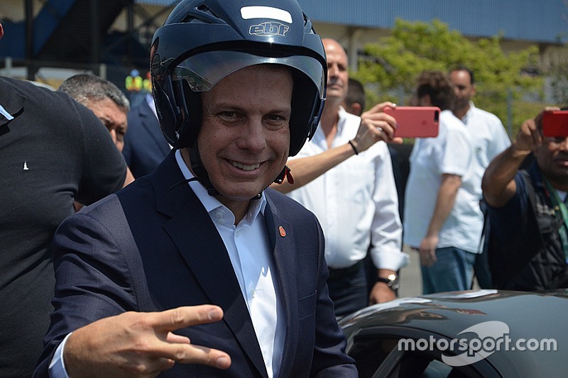 Doria garante que privatização não coloca autódromo em risco