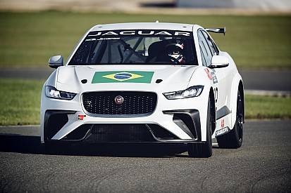 Com brasileiros, Jaguar completa testes da I-Pace eTrophy