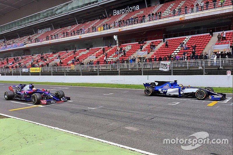 【F1】今季はスタートがさらに困難に? クラッチパドルの規制が強化