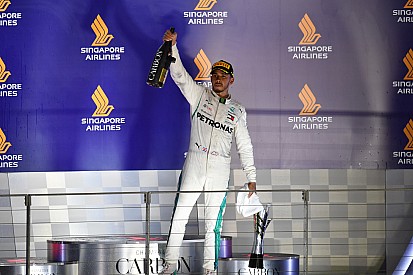 Hamilton: “Niet verwacht hier tien punten uit te lopen”