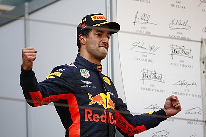 Ricciardo: "Awesome" win worth 50 races like Bahrain
