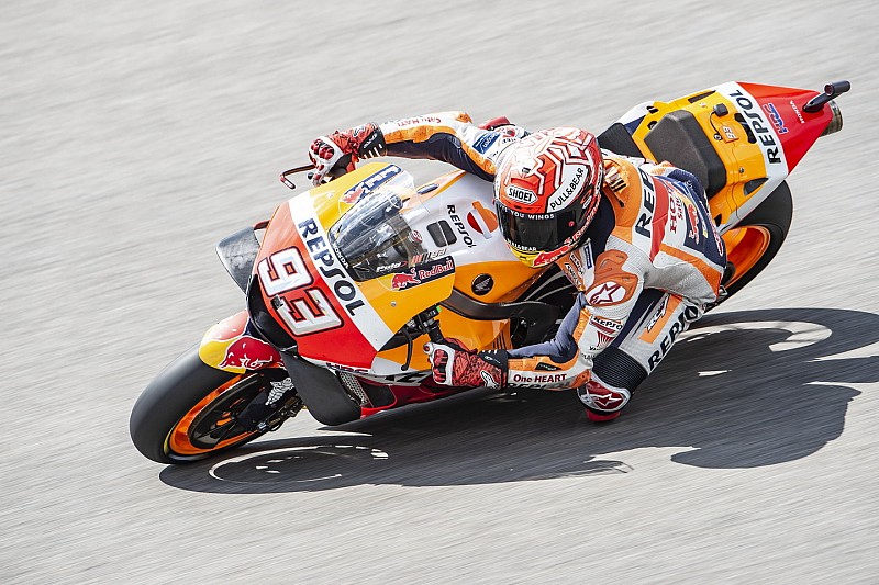 Marc Marquez è mostruoso record della pista e grande pole al Sachsenring