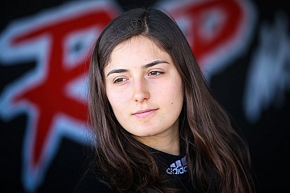 Caldoren, GP3'teki üçüncü sezonunda Jenzer'le yarışacak