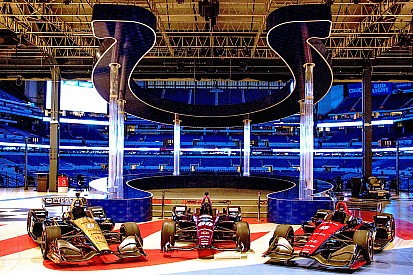 SPM apresenta carros para temporada 2018 da IndyCar