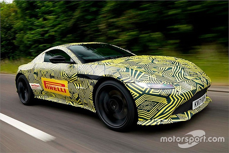 VÍDEO: Verstappen testa novo Aston Martin Vantage
