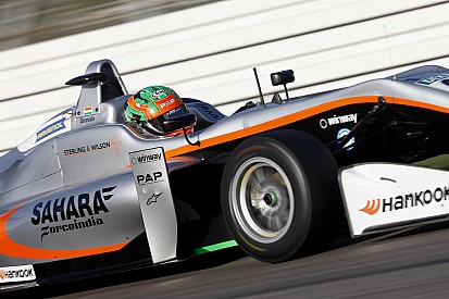 Daruvala continua con Carlin, Ahmed debutta con la Hitech