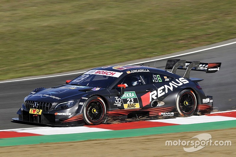 Хункаделья впервые выиграл гонку DTM