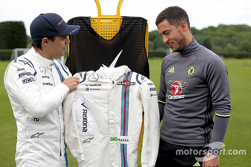 Massa a Chelsea edzésén járt