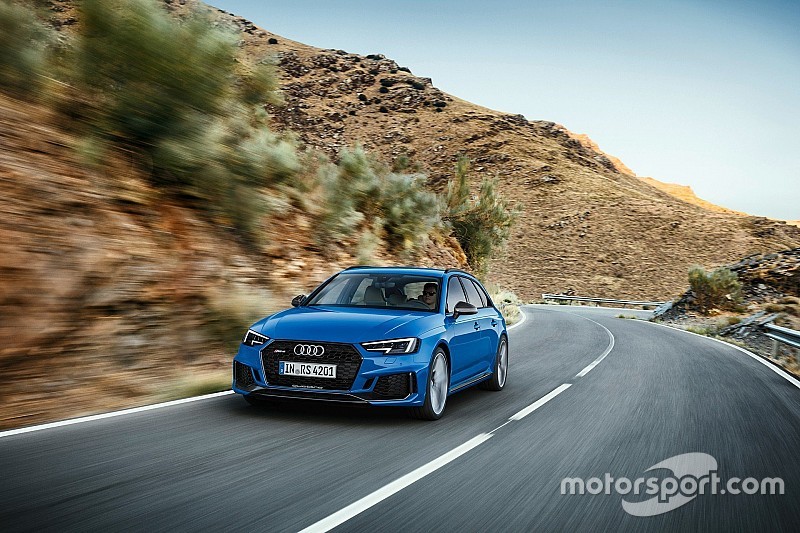 Audi RS4,