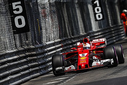 Гонщики Ferrari стали лучшими в последней тренировке в Монако