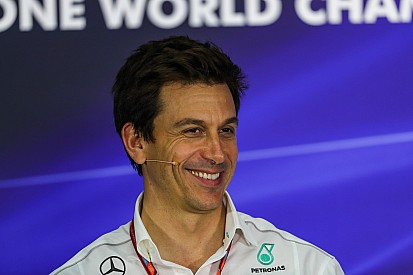 Mercedes warnt Liberty: 2021 "kein Bullenreiten im Paddock"