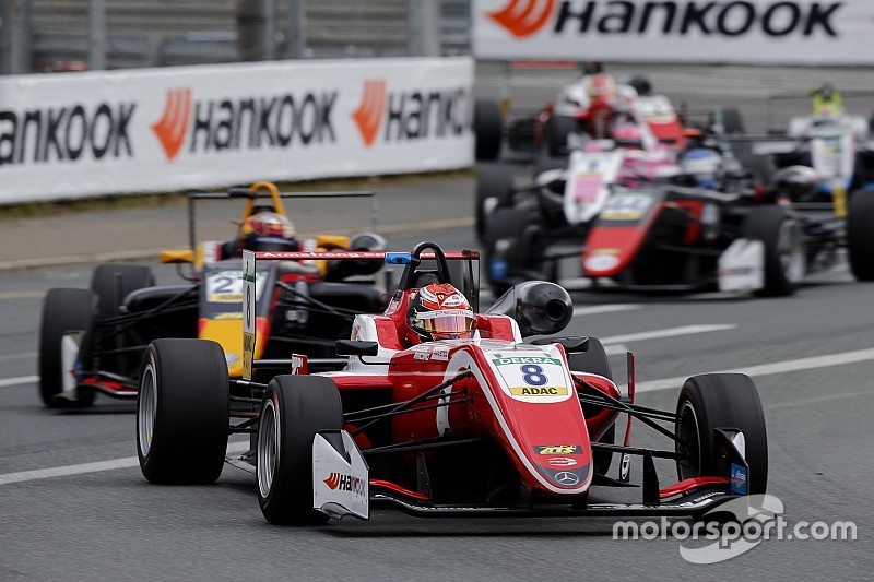 Armstrong et Ticktum leaders à la mi-saison
