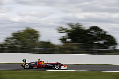 Silverstone F3: Ticktum overtakes Fenestraz to win Race 1