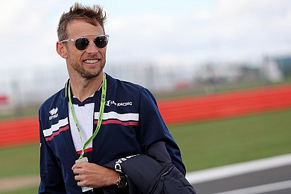 Button kangen naik podium di Silverstone