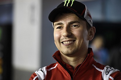Lorenzo propose d'avancer l'heure de départ
